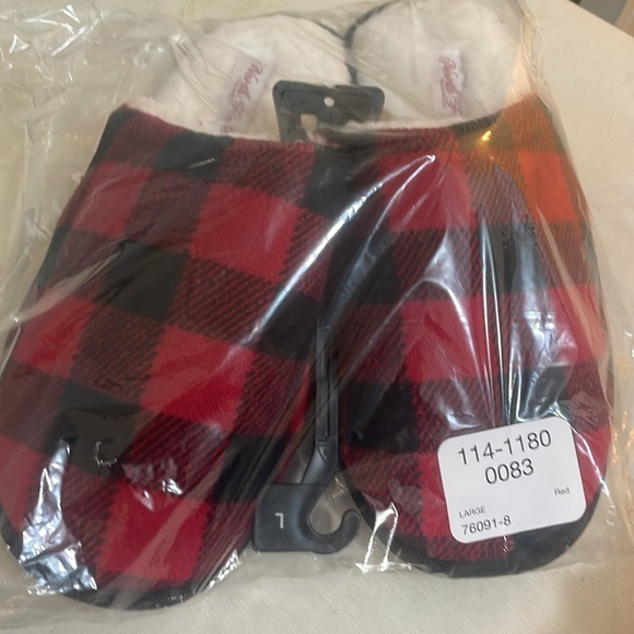 Unisex North Pole Trading Plaid Slippers - Picture 3 of 9